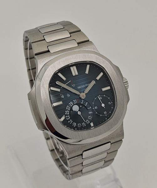 Patek Philippe Nautilus 5712/1A-001